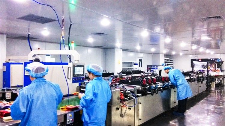 Shenzhen Source Pack Co., Ltd. línea de producción del fabricante